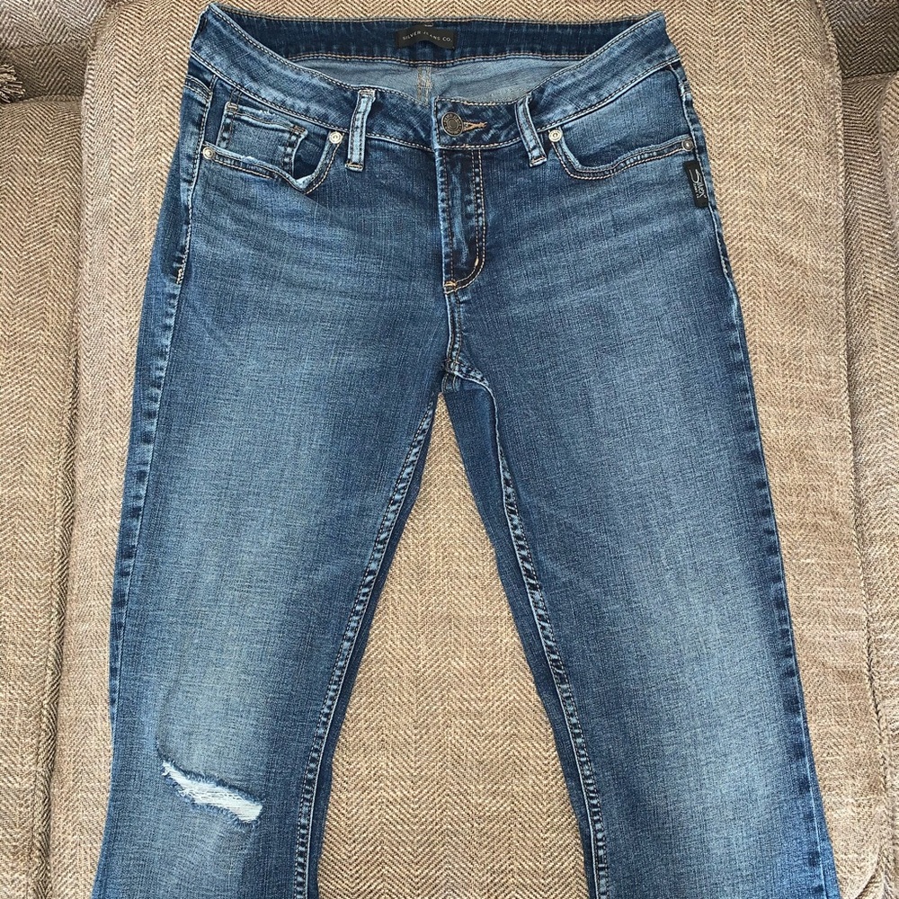 EUC Silver Jeans Elysee Slim Boot Jeans Size 28.